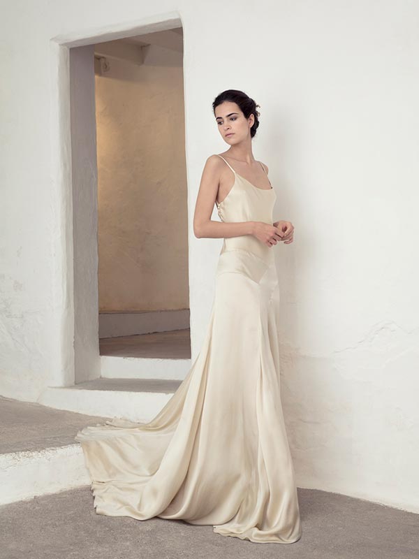 gala-dress-Cortana-bridal-1-600x800